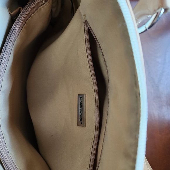 Giani Bernini Hand bag - Picture 3 of 5